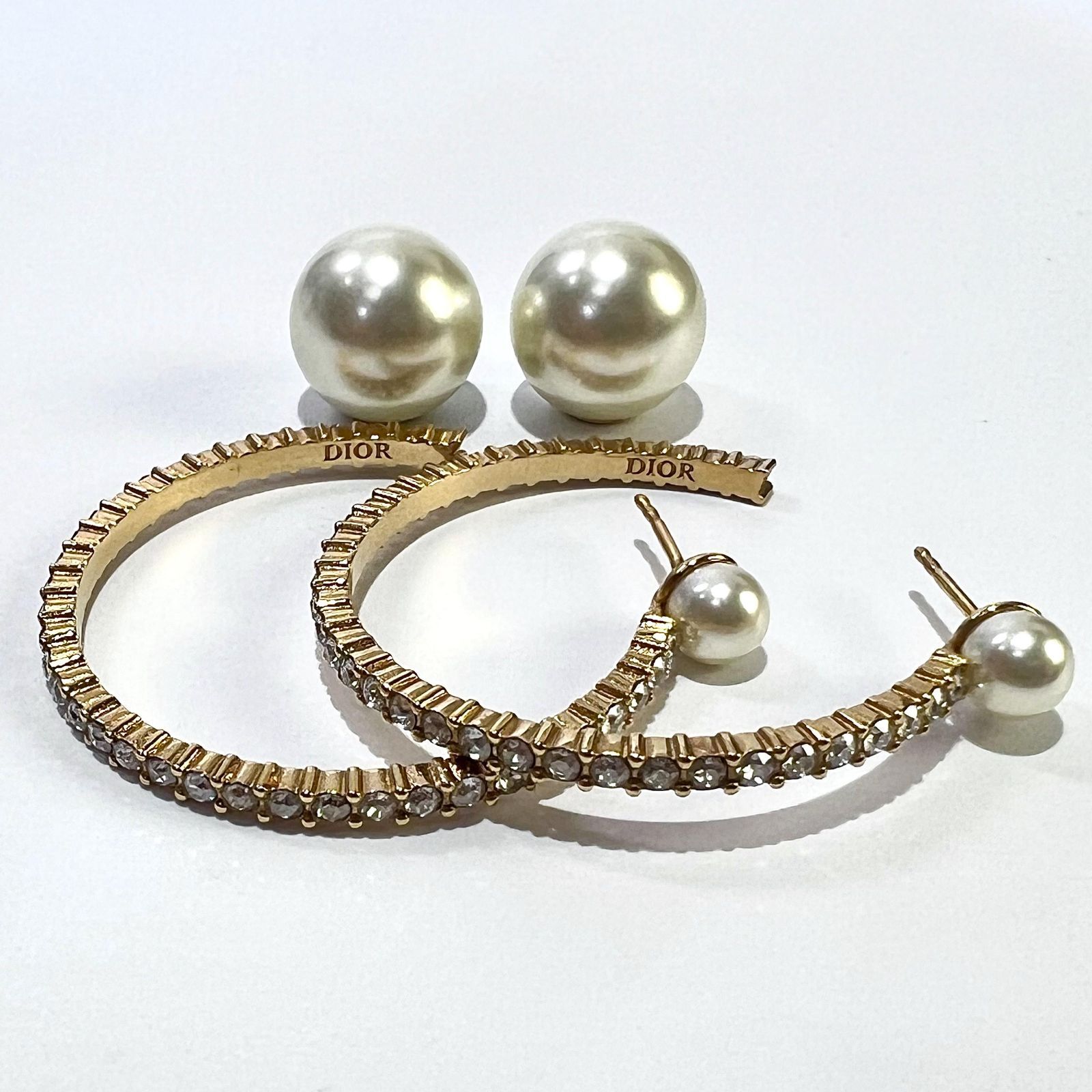 Dior ディオール トライバル クリスタル フェイクパール フープ ピアス