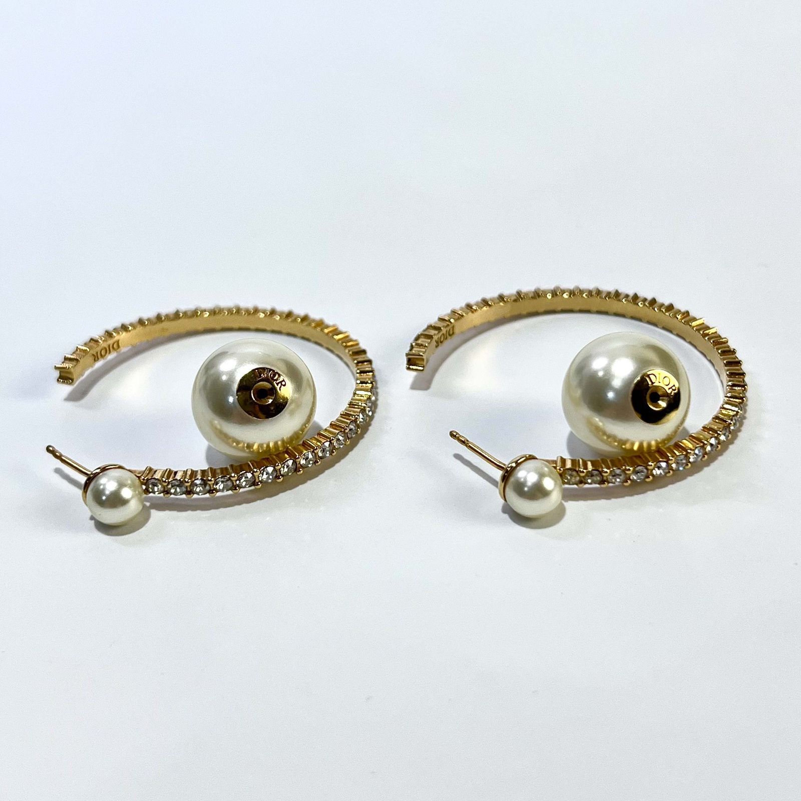 Dior ディオール トライバル クリスタル フェイクパール フープ ピアス