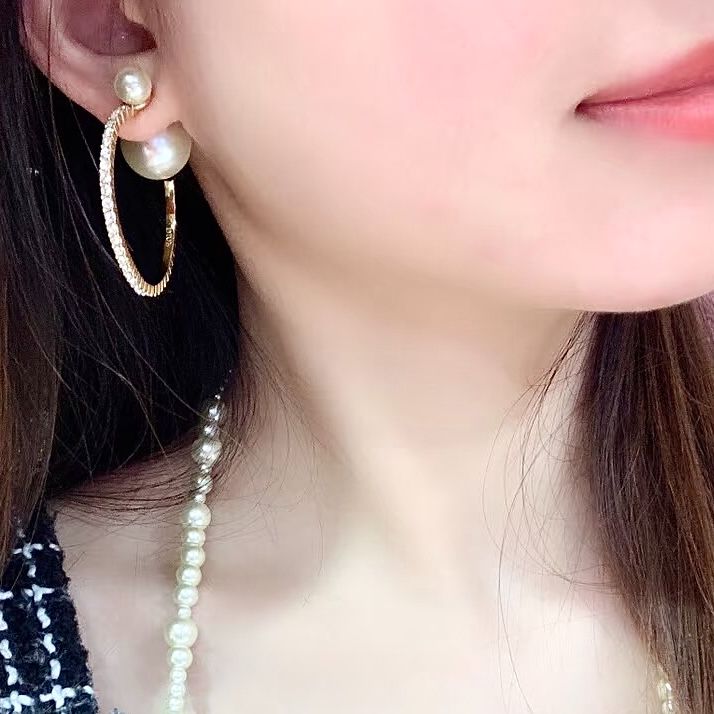 Dior ディオール トライバル クリスタル フェイクパール フープ ピアス