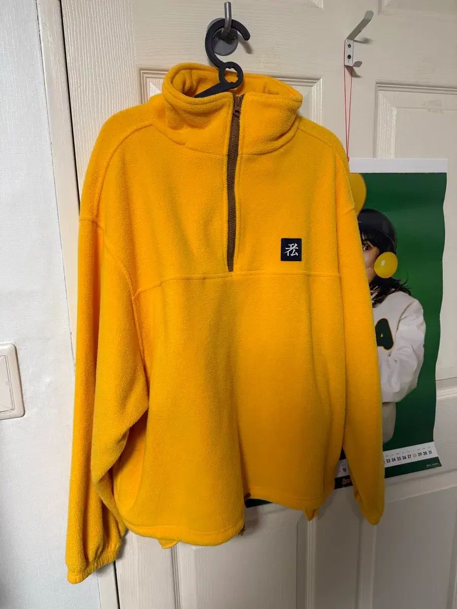 あいみょん フリース サイズ2 あいみょん フリース サイズ2 - ミュージシャンファッション 通販