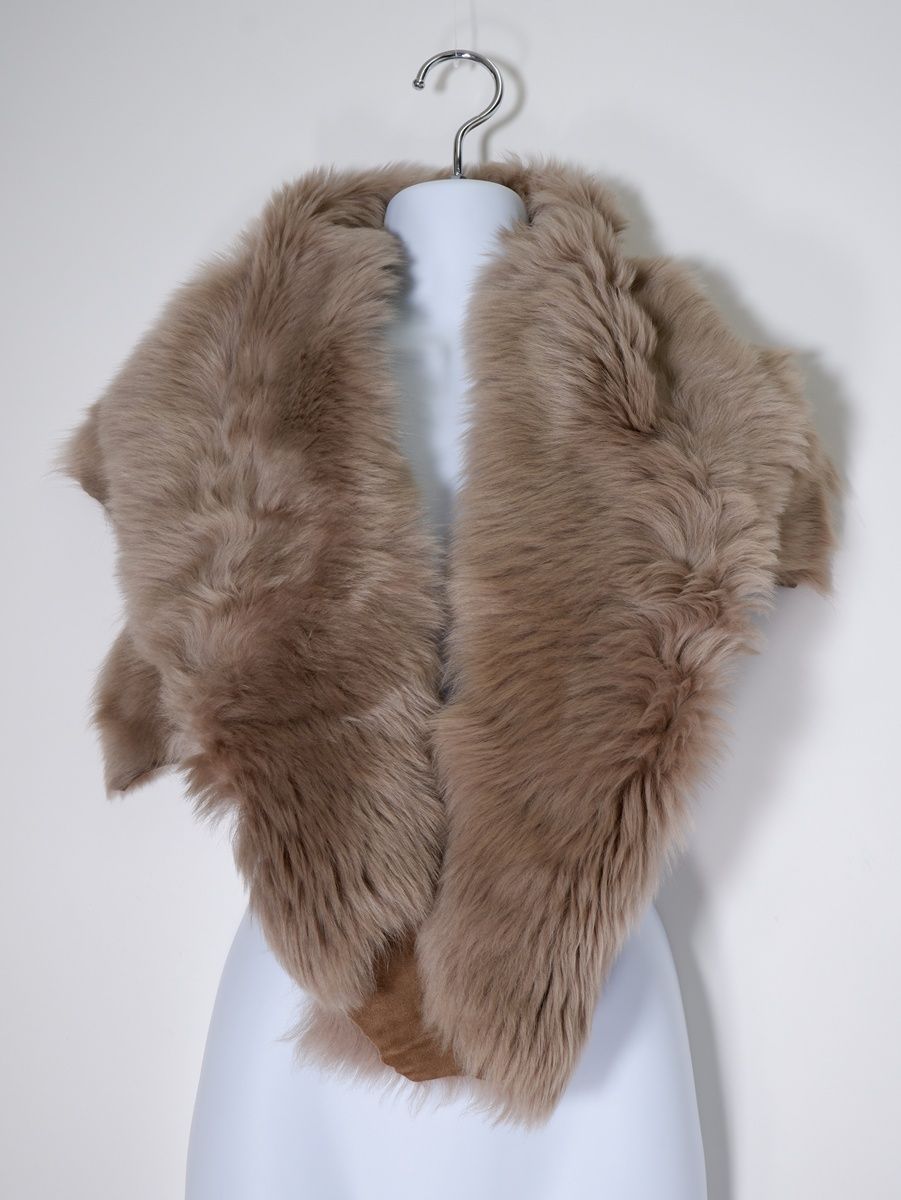 KARL DONOGHUEカールドノヒュー 英国製 ベルト付きラムスキンムートン