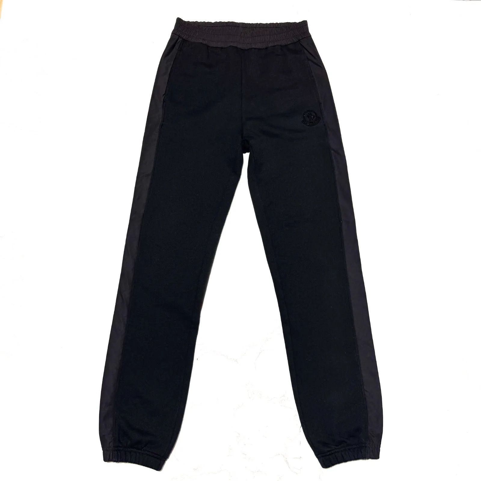 【スワロフスキーロゴ】モンクレール ラインストーン スウェット ☆高級モデル☆スワロフスキーロゴ】モンクレール ラインストーン