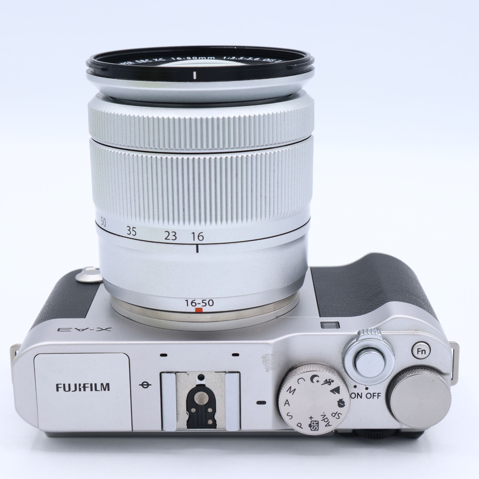 富士フイルム FUJIFILM ミラーレス一眼 X-A3 レンズキット シルバー X