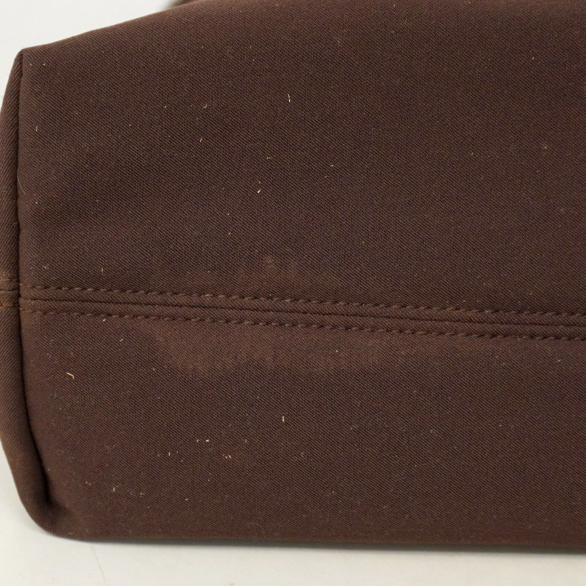 6ac2520】サルヴァトーレフェラガモ ショルダーバッグ ヴァラ ナイロン  