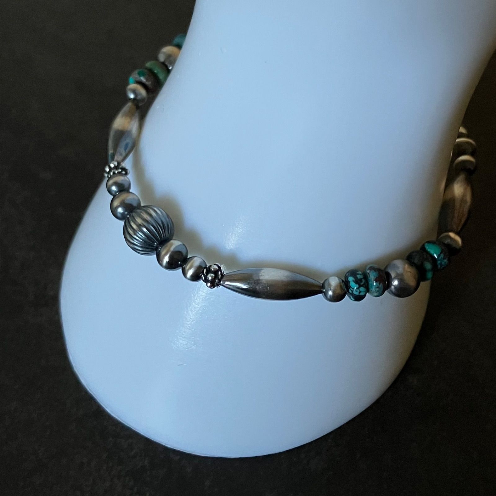 鼯〜X様オーダー品_ナバホパール、ホワイトハーツ、アリゾナターコイズブレスレット ナバホパールSV925とホワイトハーツ赤 ターコイズとメディスンホイール