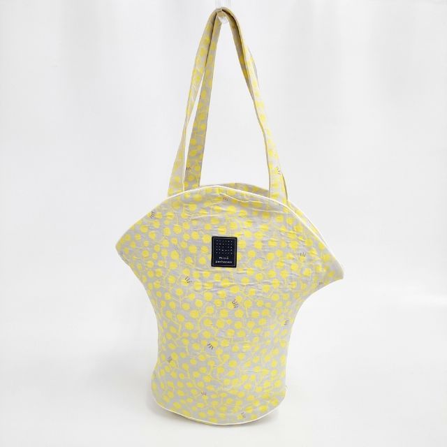 minä perhonen 刺繍ボディバッグ イエロー（美品） ⚮̈ミナペルホネン からだにフィットするボディバッグ swing yellow