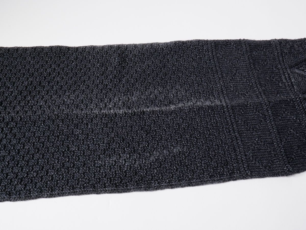 GLAD HANDグラッドハンド ISLAND MUFFLER 硫化インディゴ黒染め