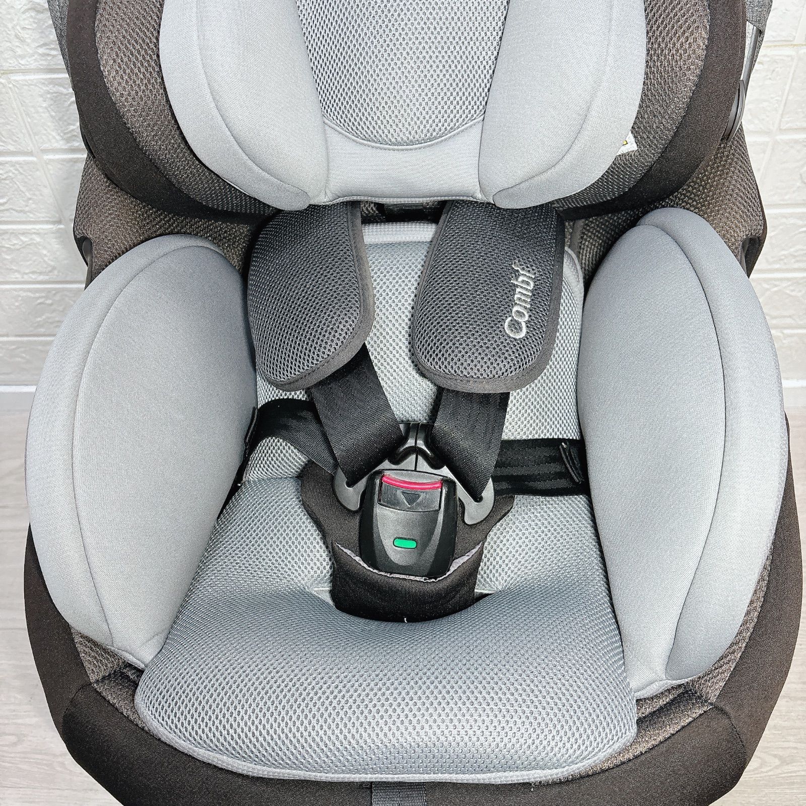 即決 combi コンビ THE S ISOFIX エッグショック ロッタ ZD 付属品欠品 