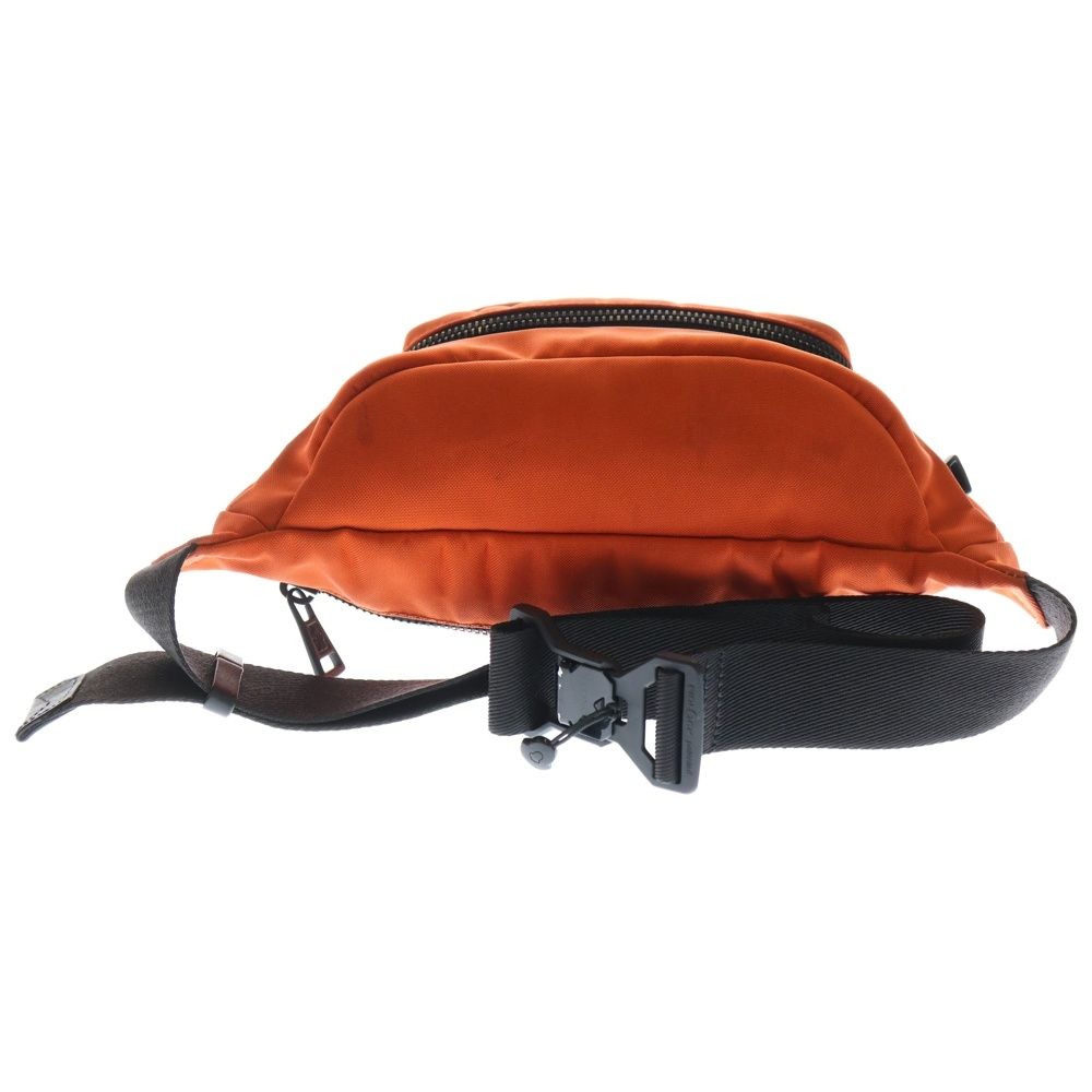 MONCLER (モンクレール) DURANCE ボディバッグ ショルダーバッグ