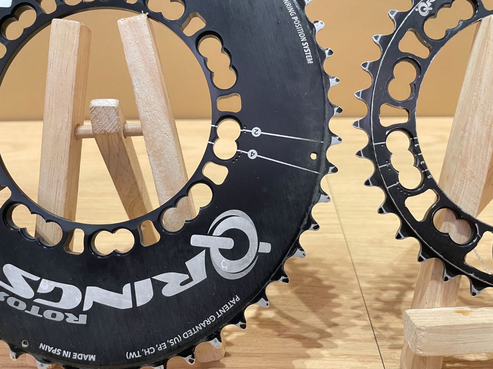 ROTOR 「ローター」 3D+ NOQチェーンリング 52-36T 170mm クランク