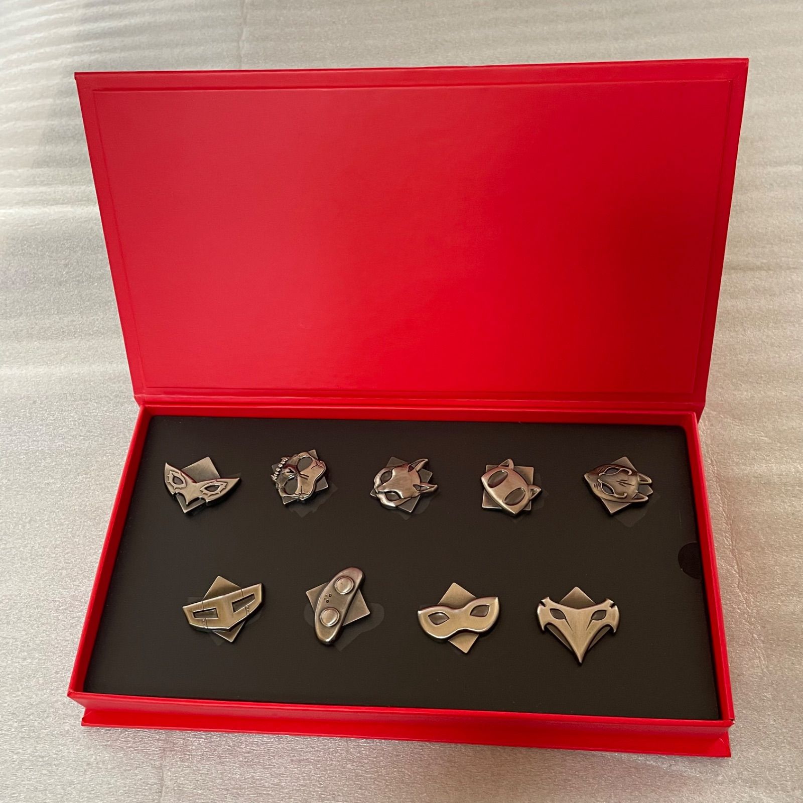 仮面ピンバッジコレクション ペルソナ5 仮面ピンバッジコレクション ペルソナ5 V6 - メルカリ