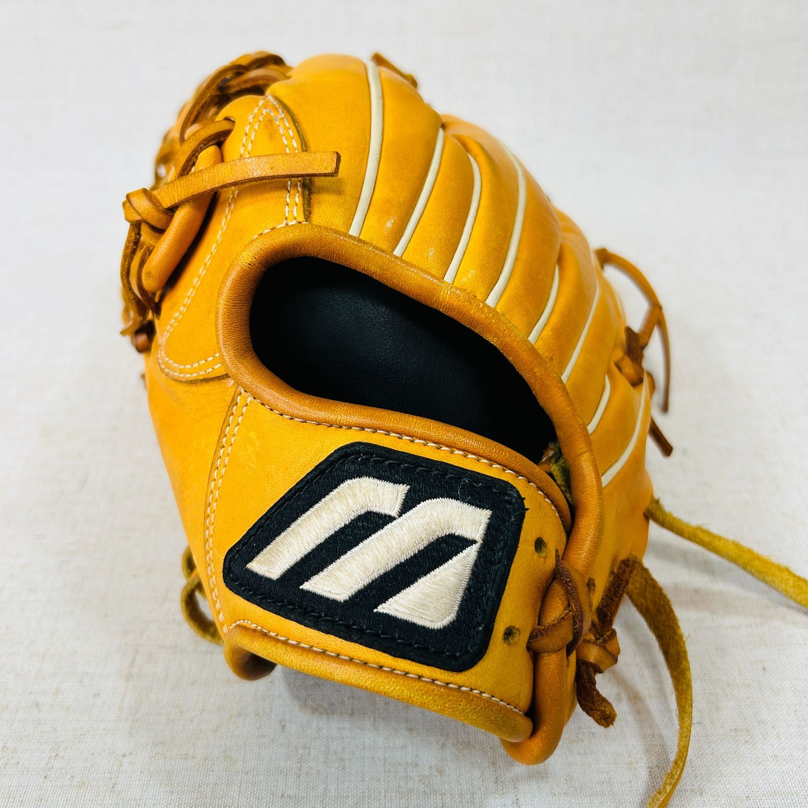 ビッグM】MIZUNO ビューリーグ プロフェッショナル Y83127 軟式少年用