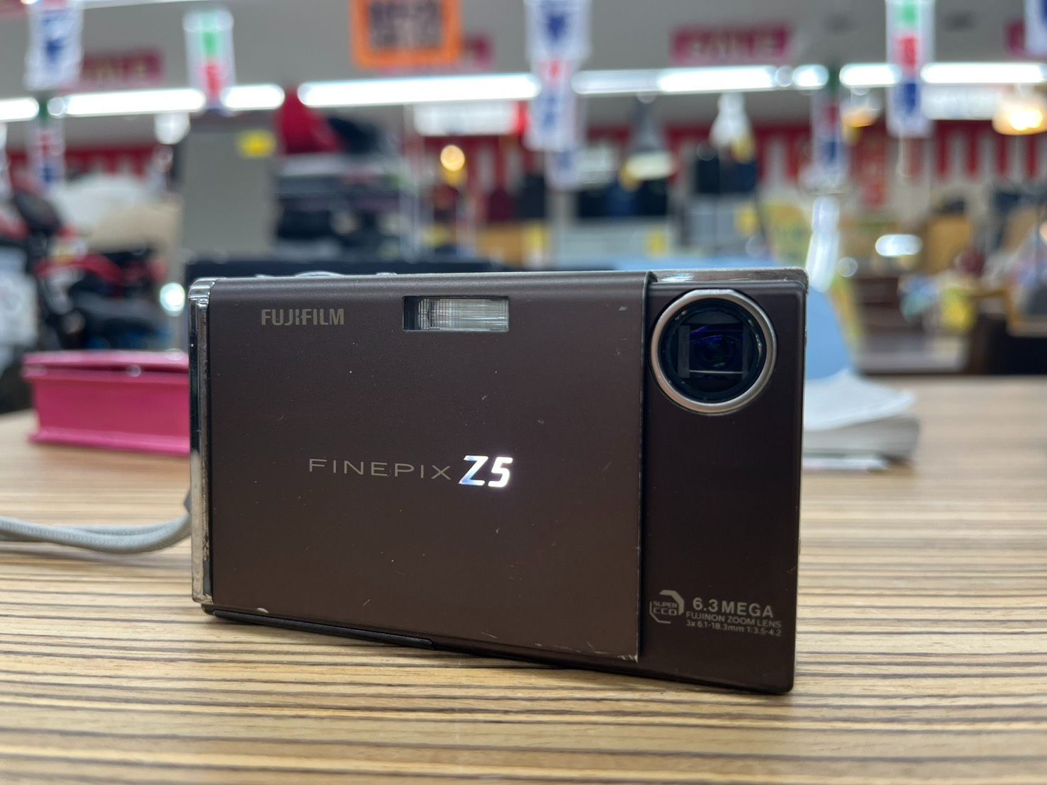 富士フイルム コンパクトデジカメ FinePix Z5fd ブラウン 動作確認済み