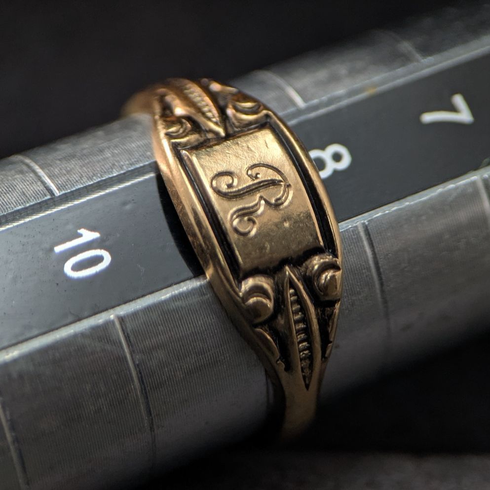 イニシャル「R」 10K GF ヴィンテージ シグネットリング 9号 アール