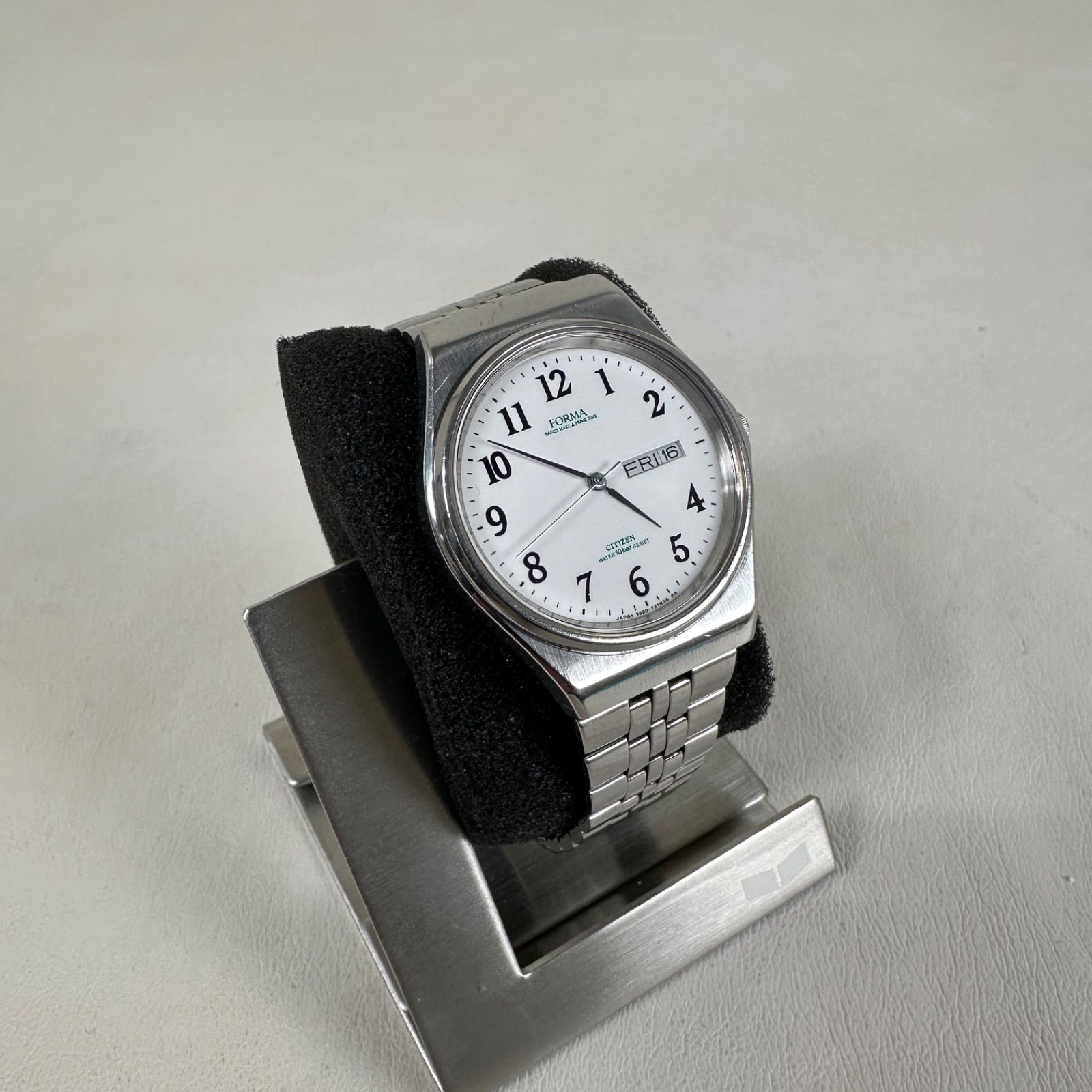 稼動品 CITIZEN FORMA クオーツ デイデイト 白文字盤 腕時計 シルバー 
