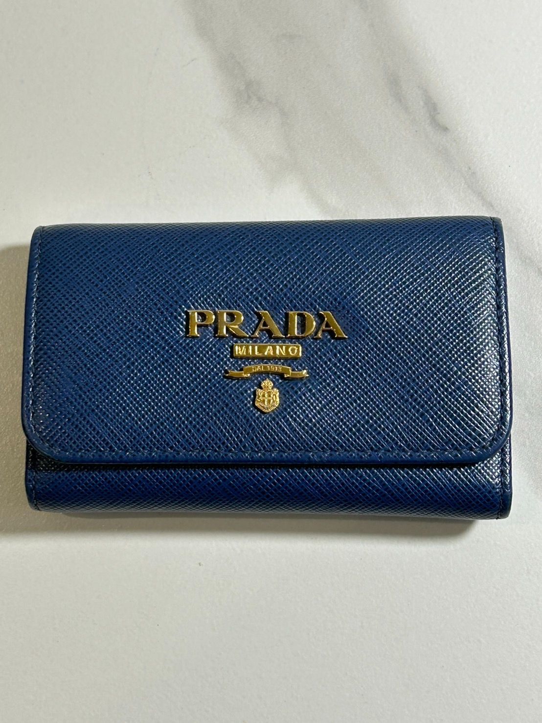 PRADA】極美品 プラダ サフィアーノ キーケース 1PG004 ブルー - メルカリ