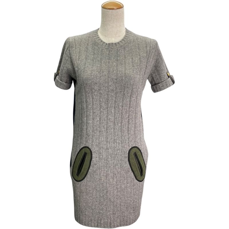 ルイヴィトンのニットワンピース LOUIS VUITTON ルイヴィトン ボタン