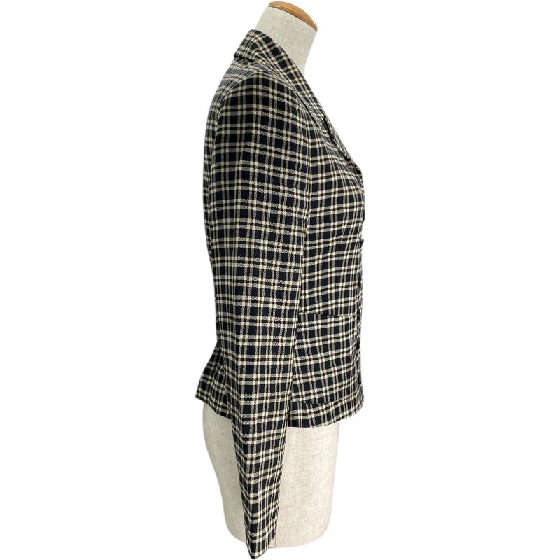 イタリア製フェンディFENDIミックスツイードショート丈ジャケットウール38 FENDI（フェンディ） 美品/国内正規/23年製 FJ7456 AXAS シルク混