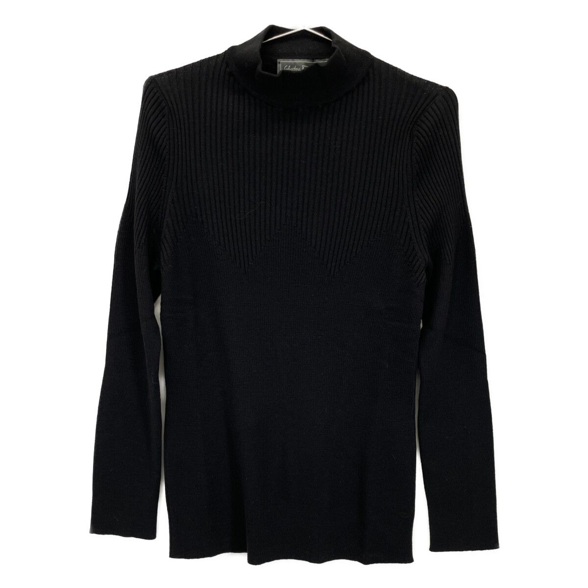 極美品✨フェラガモ ガンチーニ金具モックネックニットチュニック ウール 黒 L 極美品✨フェラガモ ガンチーニ金具モックネックニットチュニック