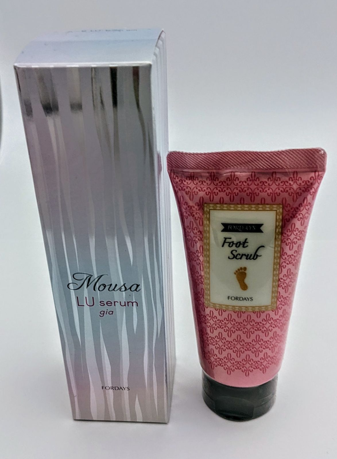 フォーデイズ ムーサ LU・セラム gia 50g + フット スクラブ