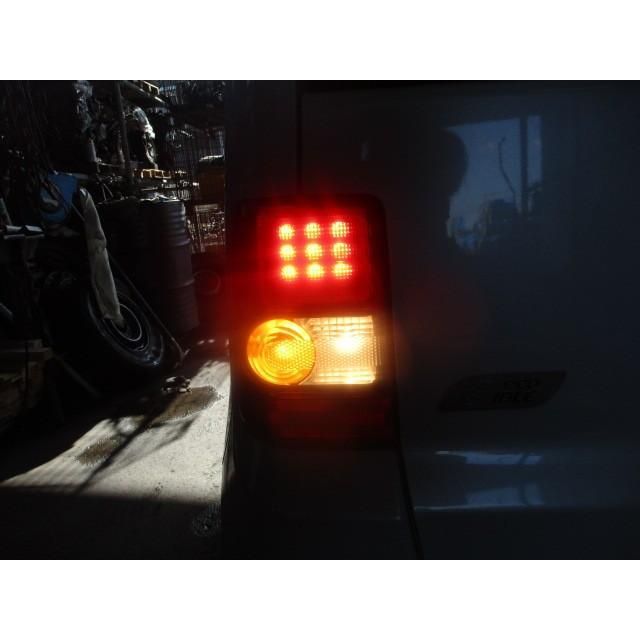 24年 ムーヴコンテ DBA-L575S 左テールランプ テールレンズ 20513L