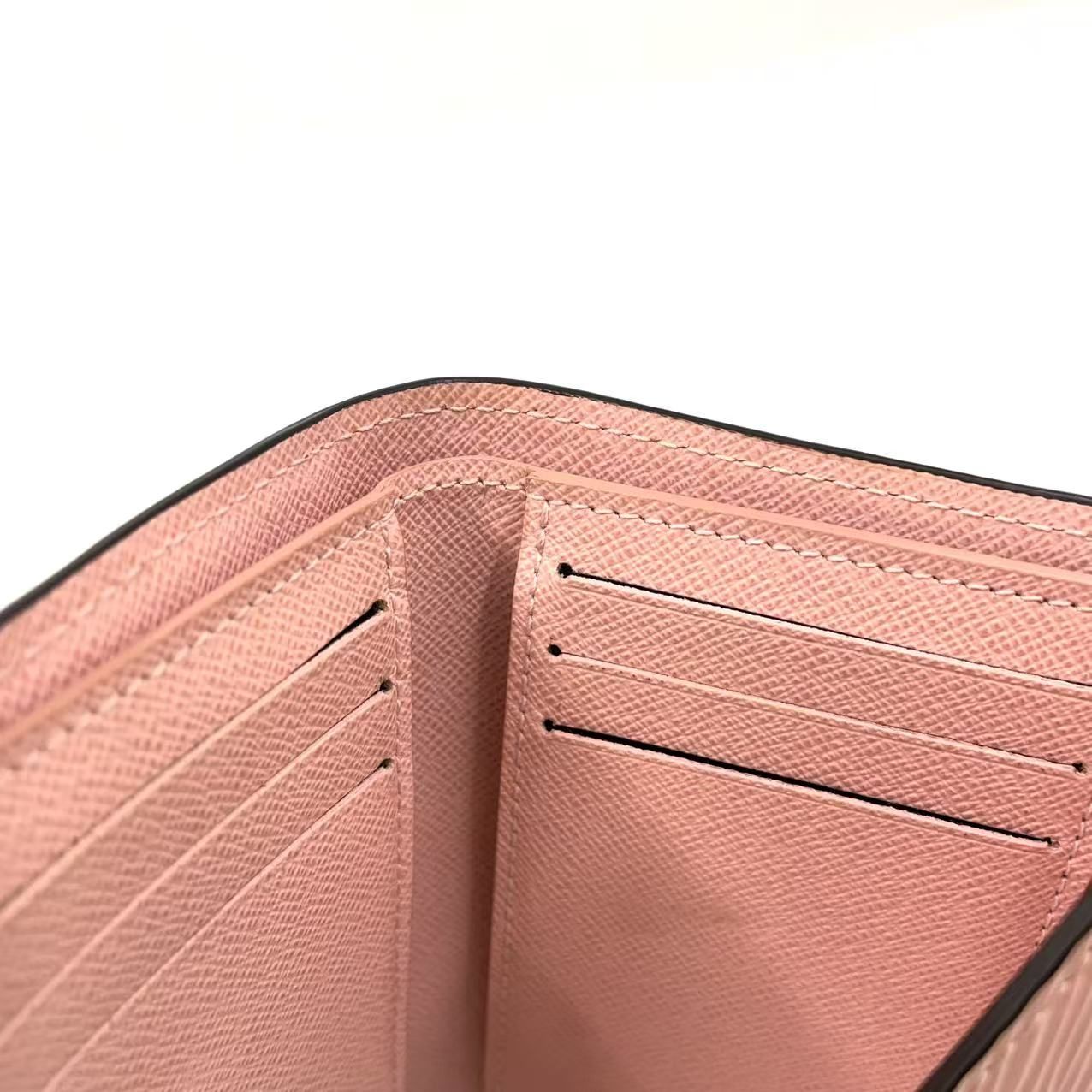 LOUIS VUITTON エピ ポルトフォイユ ヴィクトリーヌ レザー ピンク