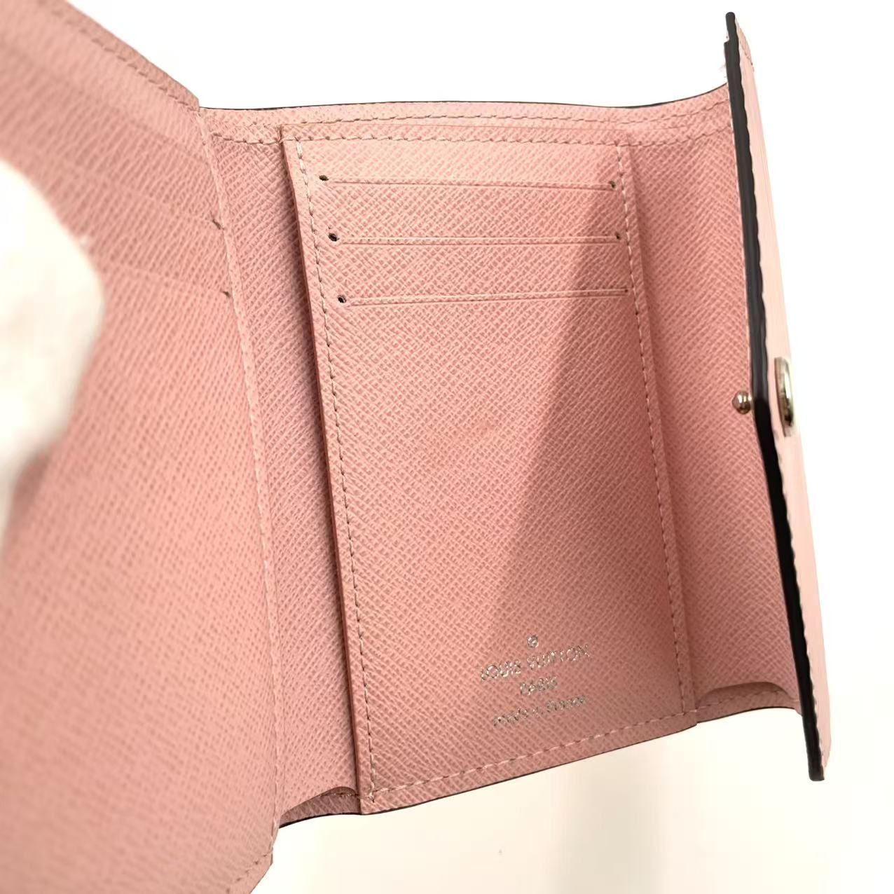 LOUIS VUITTON エピ ポルトフォイユ ヴィクトリーヌ レザー ピンク