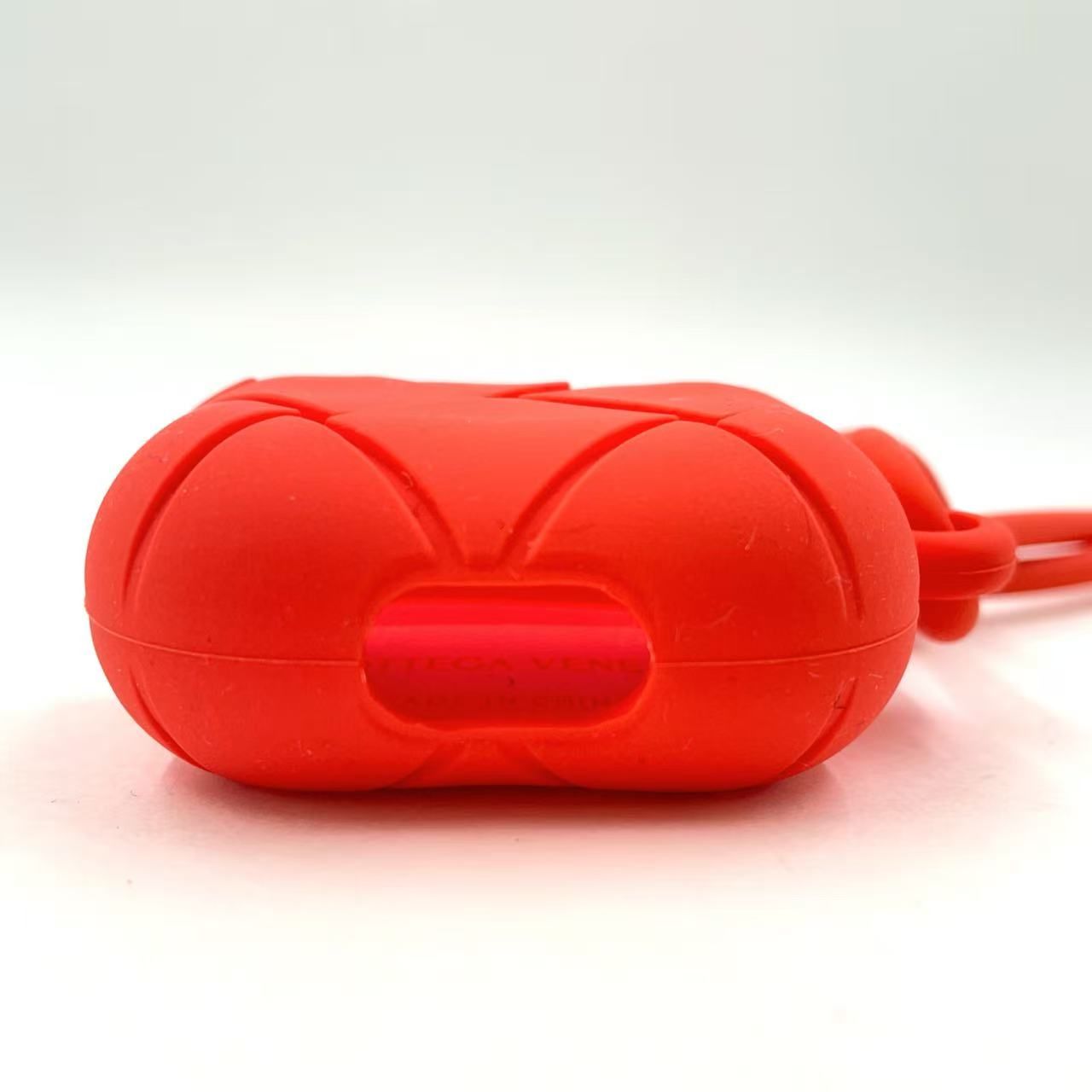 BOTTEGA VENETA イントレチャート イヤホンケース ラバー オレンジ