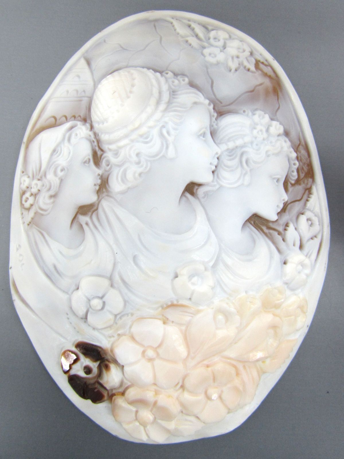 現状品 シェルカメオ 裸石 ルース 刻印 SOL 作家：ソルヴィーノ 貴婦人