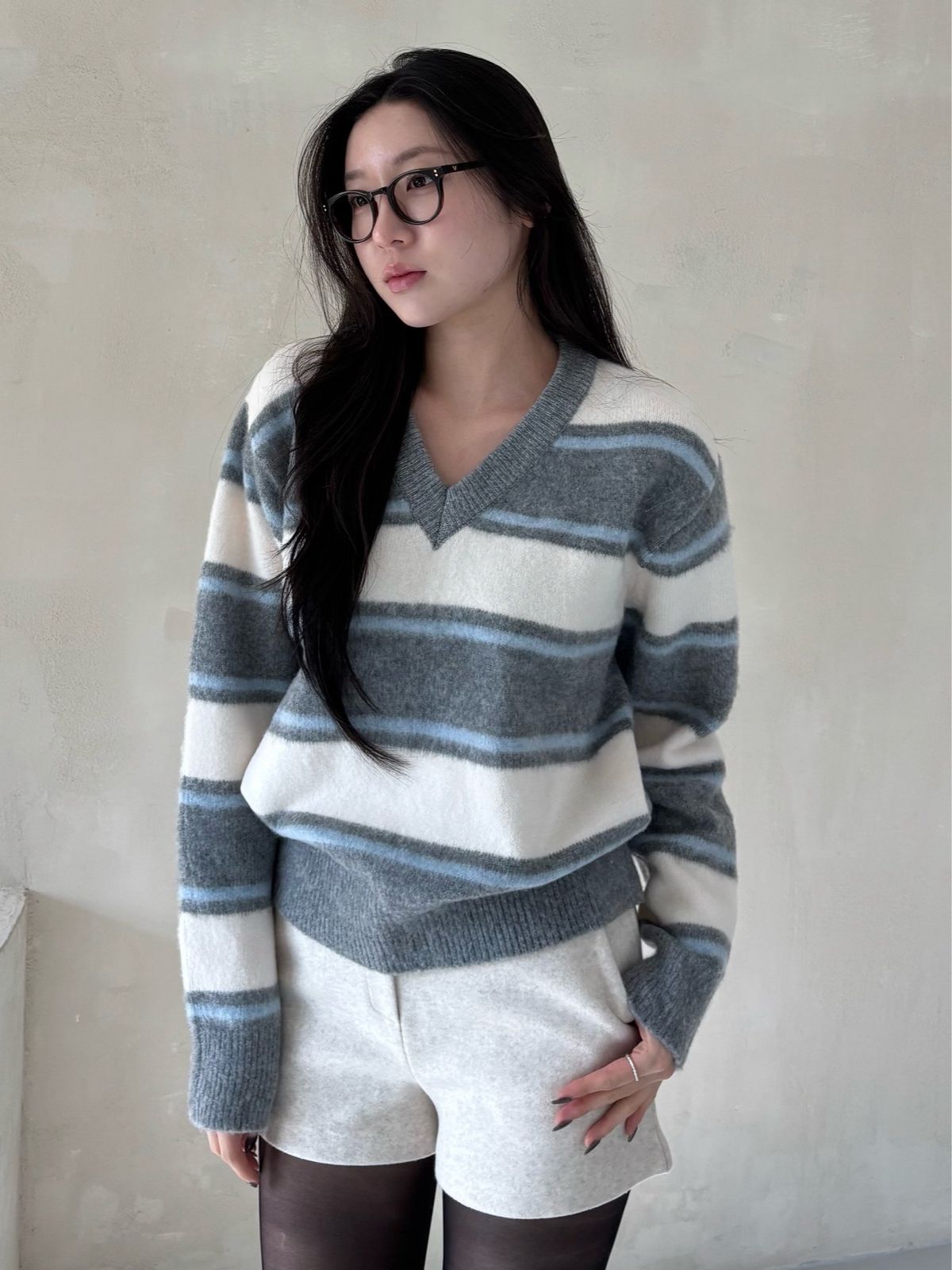 25FW 아고(ゴ) ボーダー柄(단가라) Vネック(V-랭킹) ストライプ, バイ