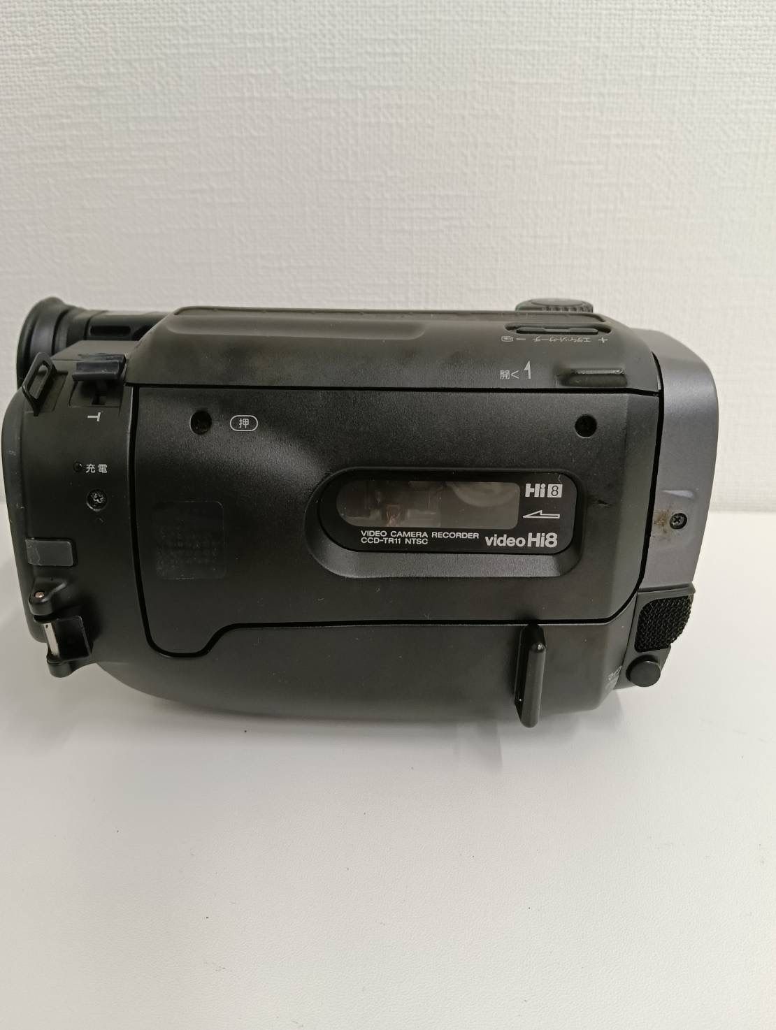 【動作品】CCD-TR11 SONY Hi8ビデオカメラ　8mm 825 SONY CCD-TR11 Hi8ハンディカム ビデオカメラ 録画再生動作品 現状渡し