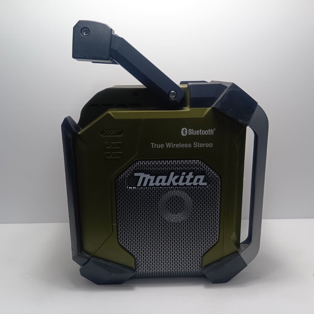 Makita MR005G Bluetooth マキタラジオ　オリーブ マキタ（makita） MR005GZO 充電式ラジオ オリーブ Bluetooth対応 本体