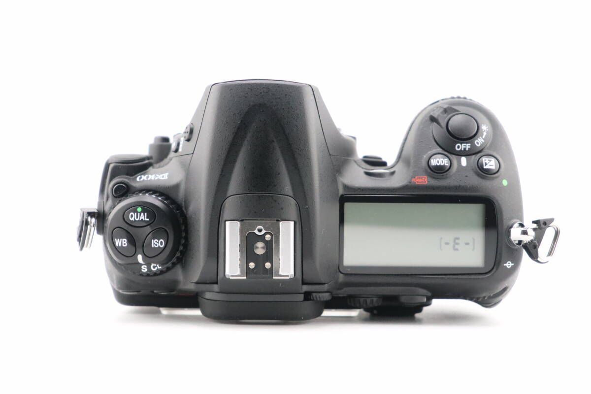 ☆美品☆ニコン D300 ボディ ショット数26161枚！#218 ☆美品☆ニコン