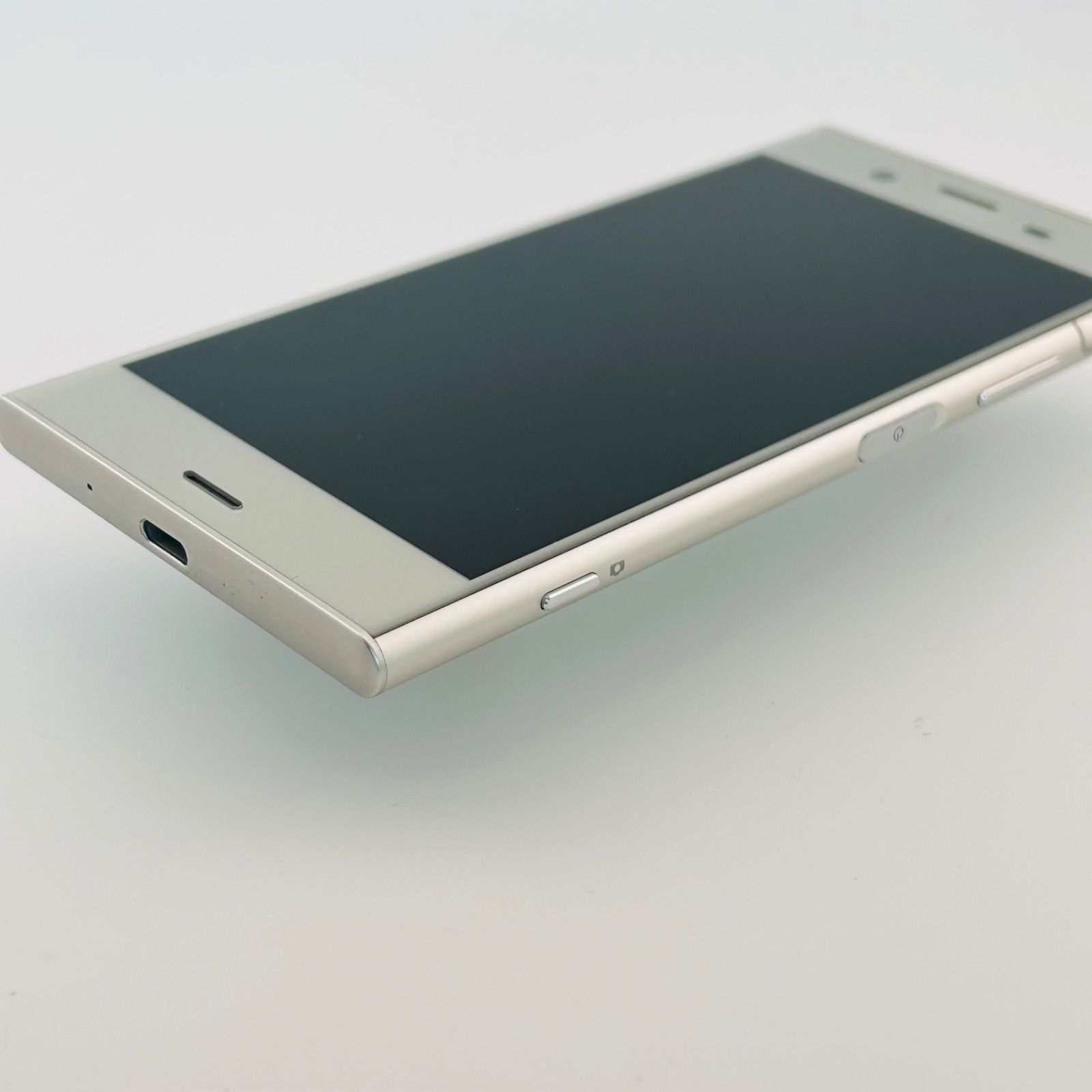 バッテリー良好 Xperia XZ1 SOV36 64GB ウォームシルバー SIMフリー