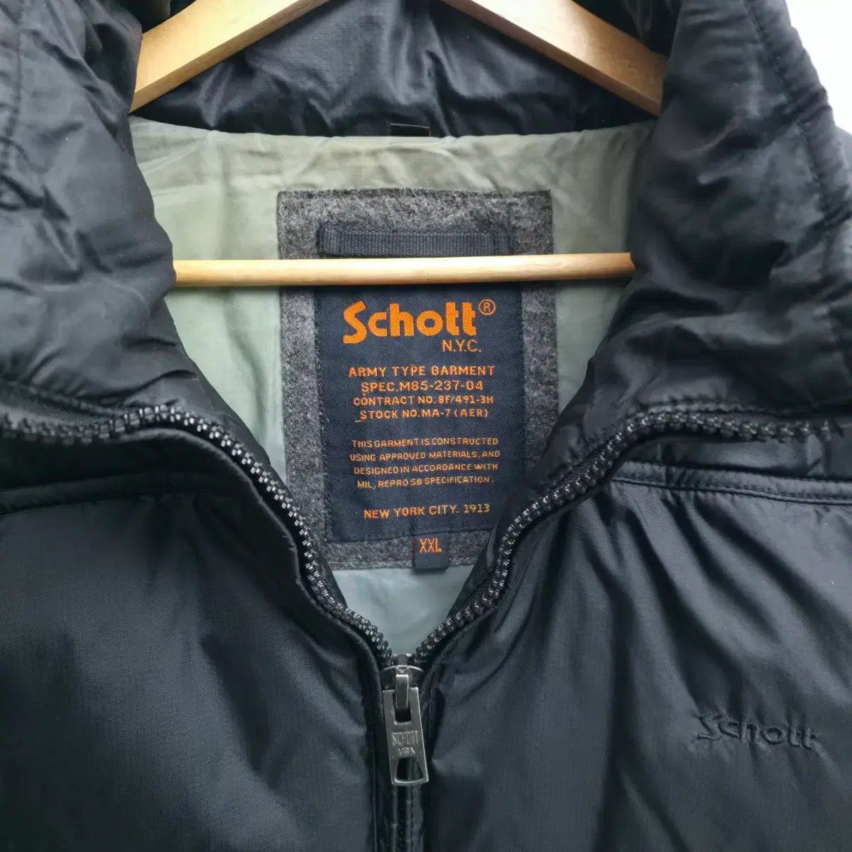Schott 黒 ダウンベスト セール】Schott/ショット/LEATHER COMB. VEST/レザーコンビ ベスト