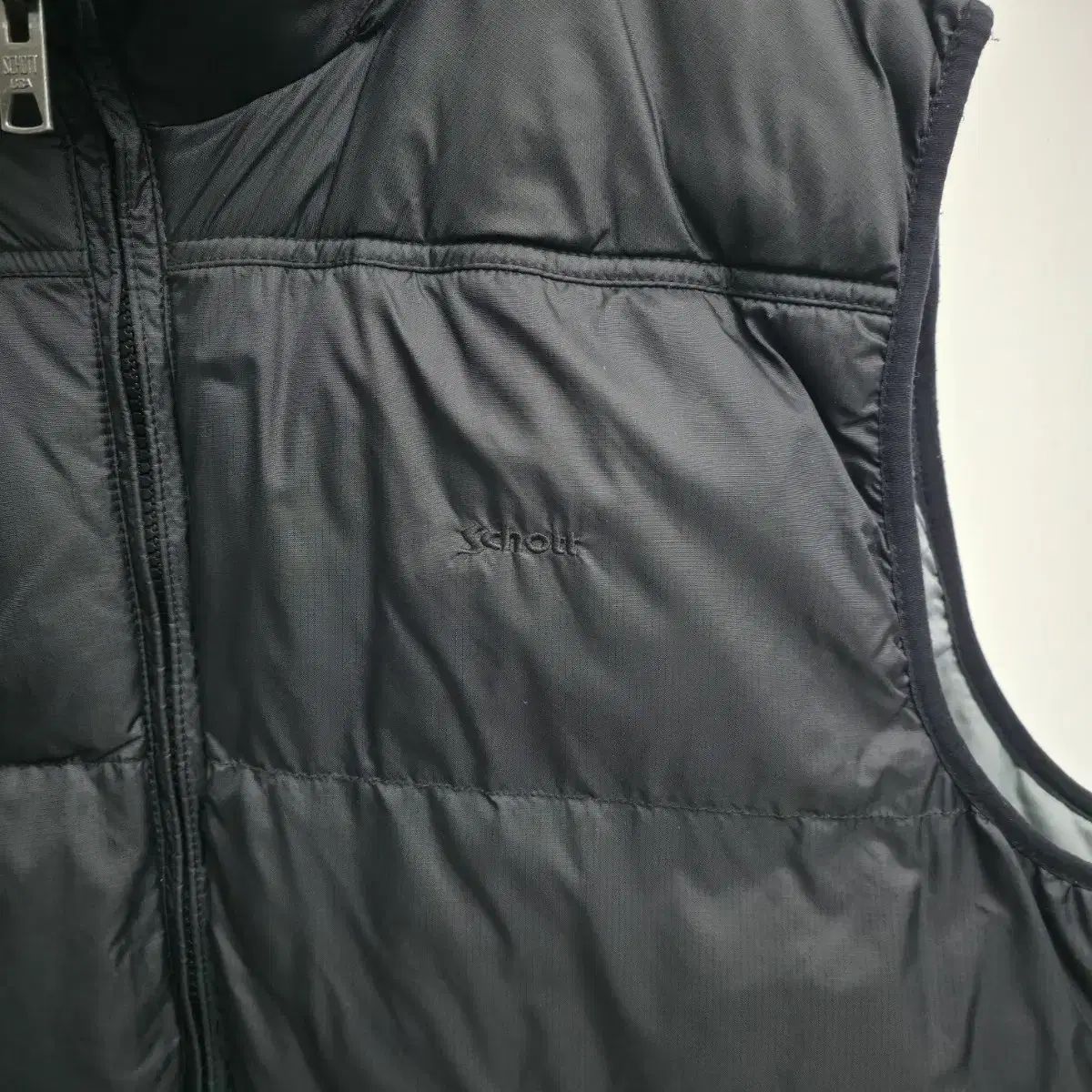 XXL ショート SCHOTT ブラック ダウン ベスト - メルカリ