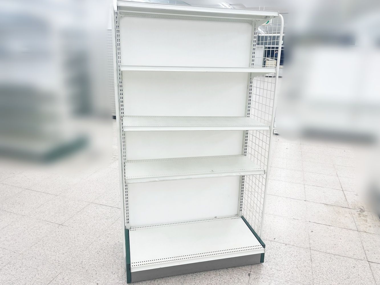 オカムラ製 H135cm×W90cm 単体片面４段エンド什器■サイドネット付き■陳列棚・システム什器■S-650 オカムラ製 H165cm×W90cm 単体片面4段エンド什器□サイドネット付き
