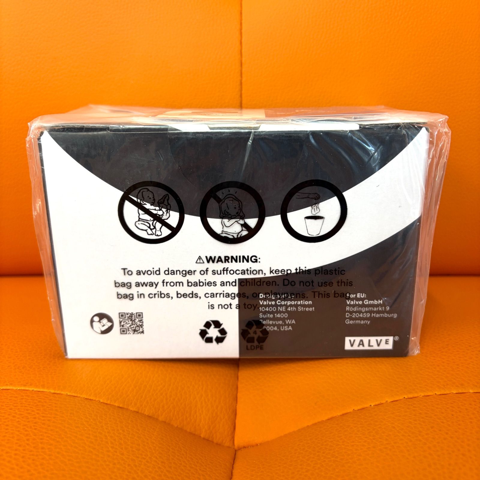 新品未開封】VALVE Steam Deck Docking Station V004301-00 - メルカリ