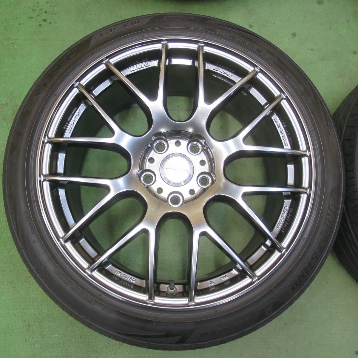 センサー付！バリ溝！23年！キレイ！9.5分☆WORK EMOTION EMT-M8R 225 