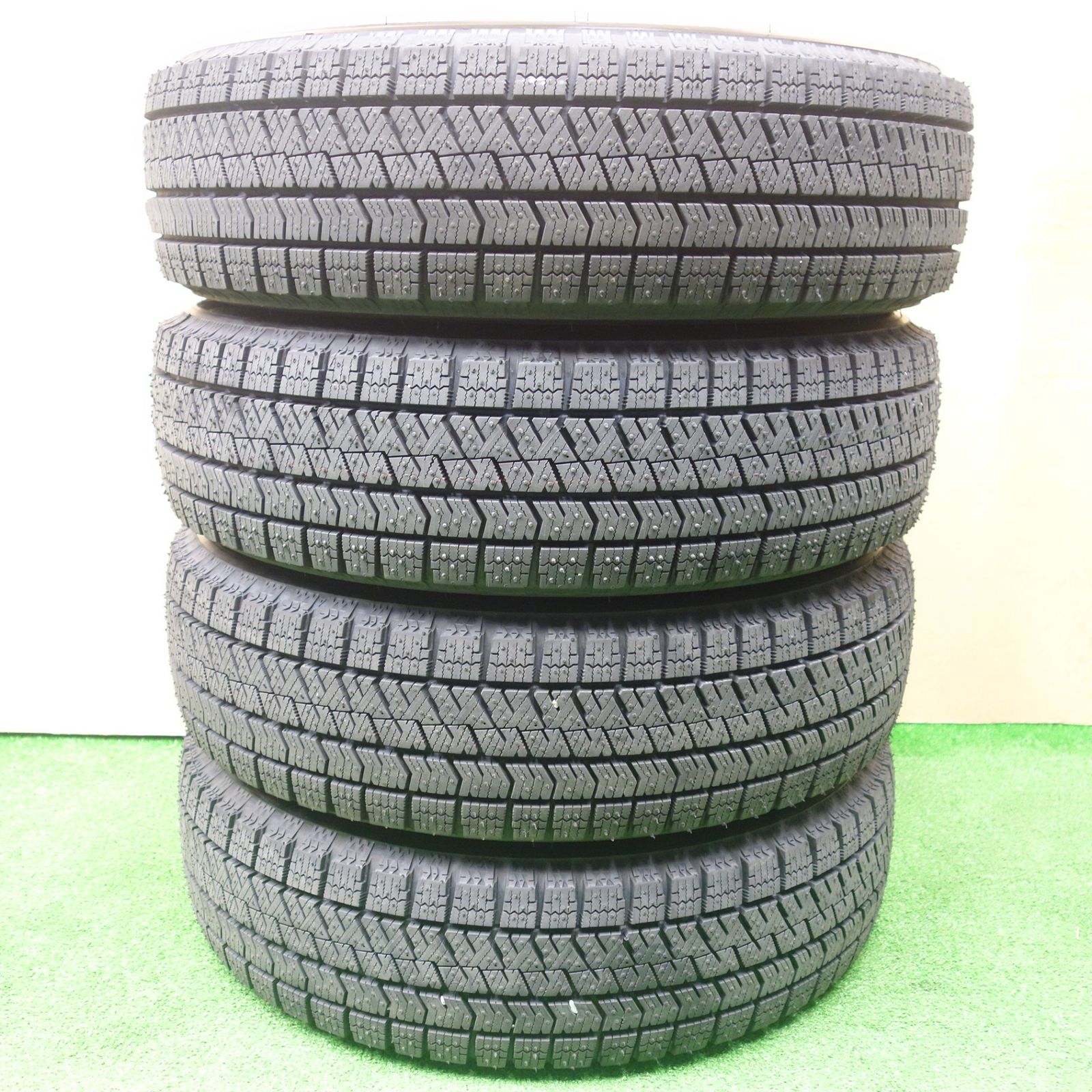 ほぼ未使用！25年☆スタッドレス 155/65R14 ブリヂストン ブリザック 
