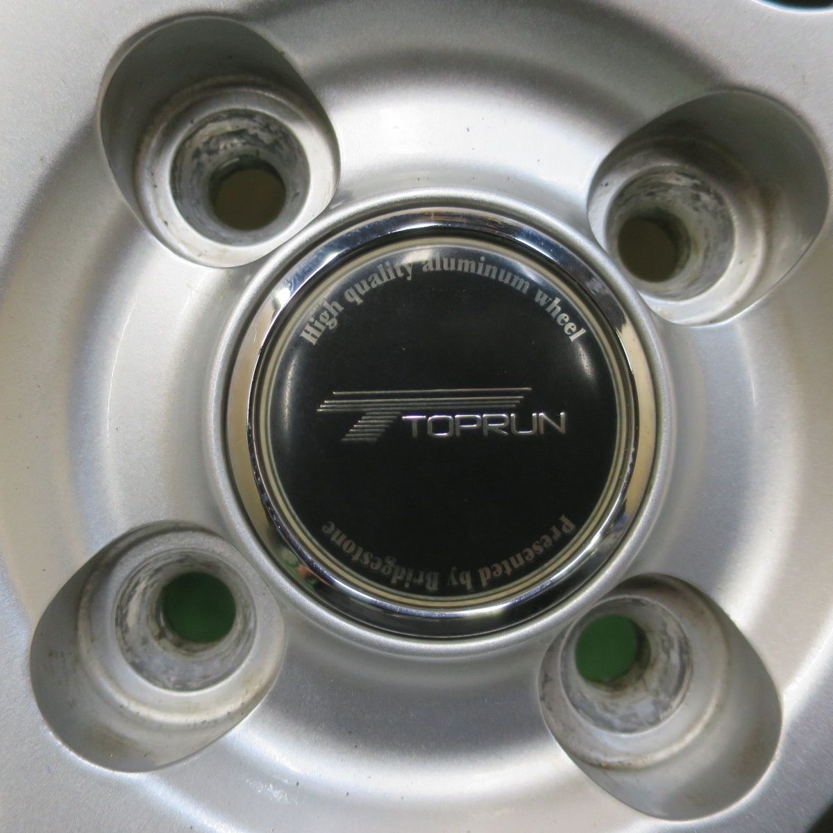 バリ溝！23年！キレイ！8.5分☆スタッドレス 185/65R15 ブリヂストン