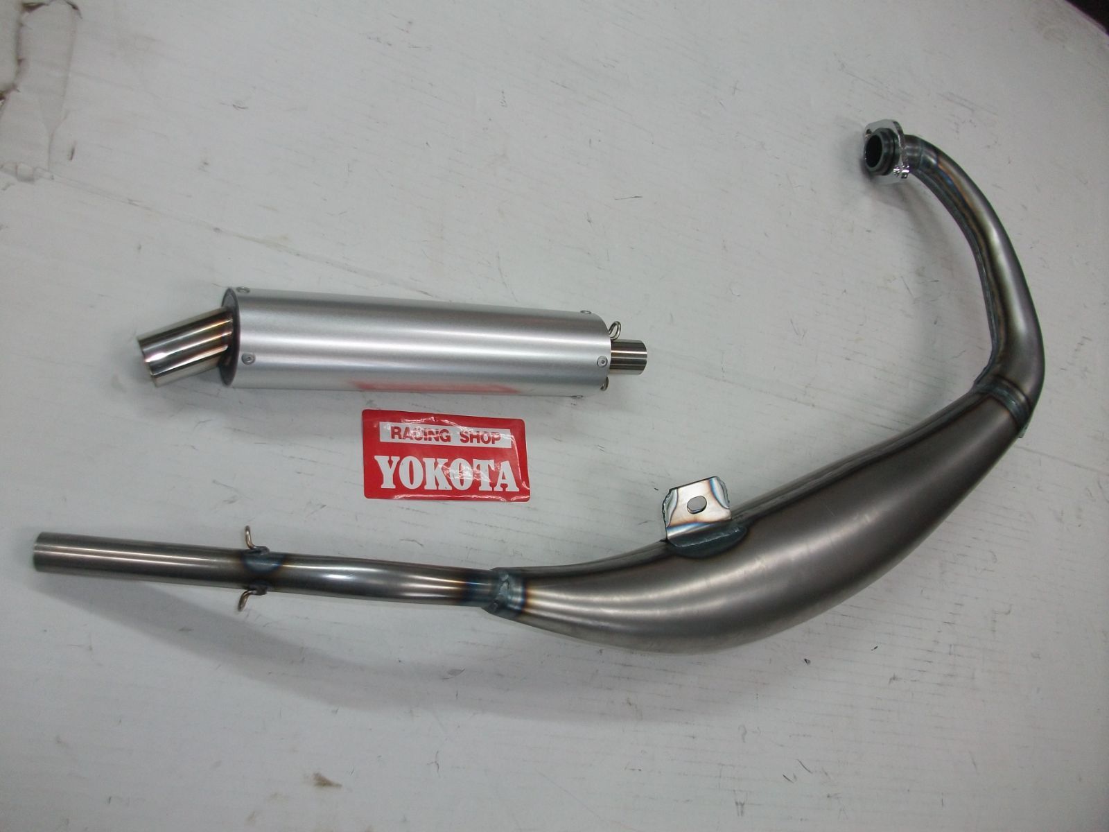 NSR80専用チャンバー水圧流線形タイプ 新品未使用の出品です。 NSR80エンジン専用チャンバー新品未使用です。水圧流線形タイプ