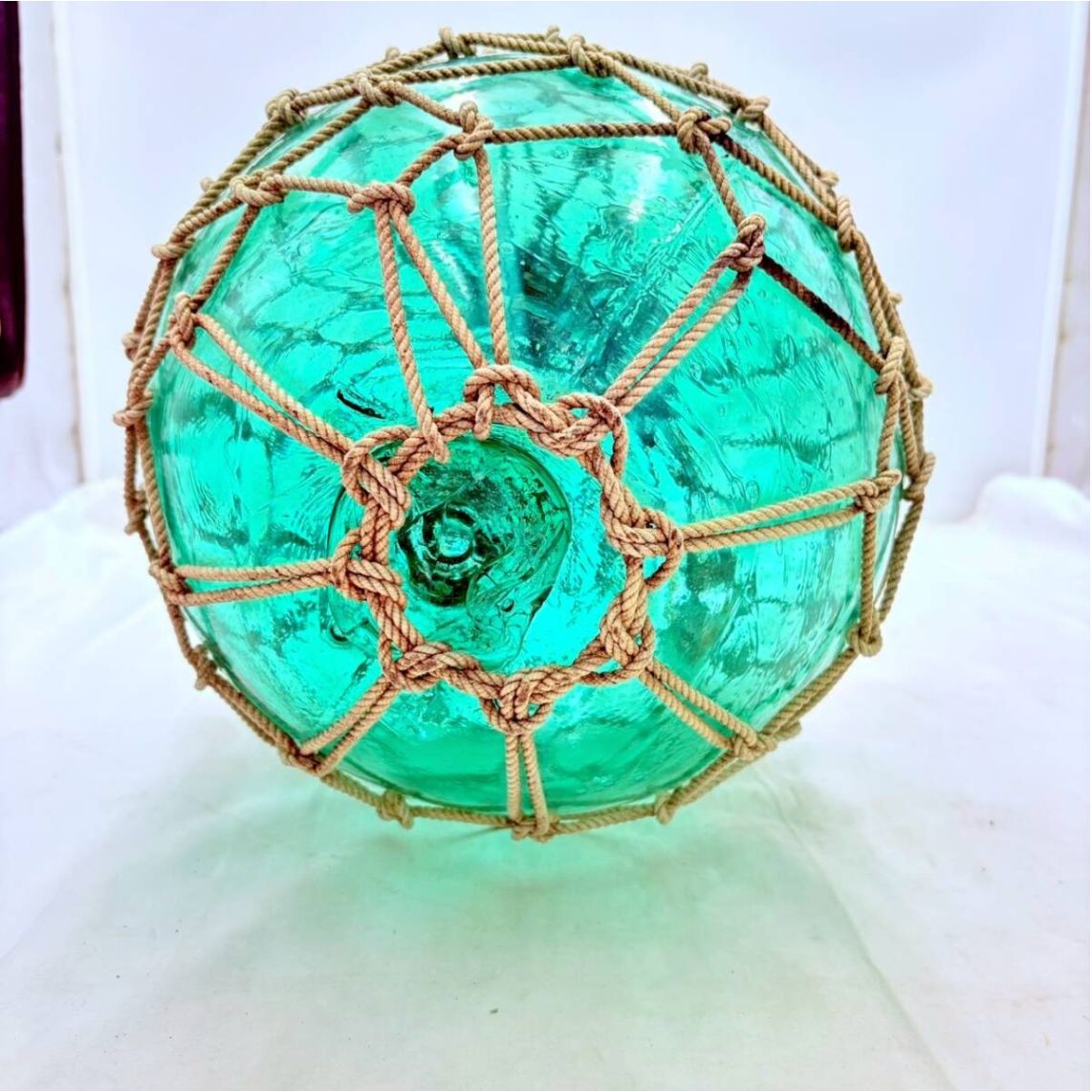 A-3 【大型】ガラス製 浮き玉 浮き球 漁具 網付き レトロ アンティーク ガラス浮き玉 漁具 レトロ アンティーク インテリア 約30cm 3.2kg 網