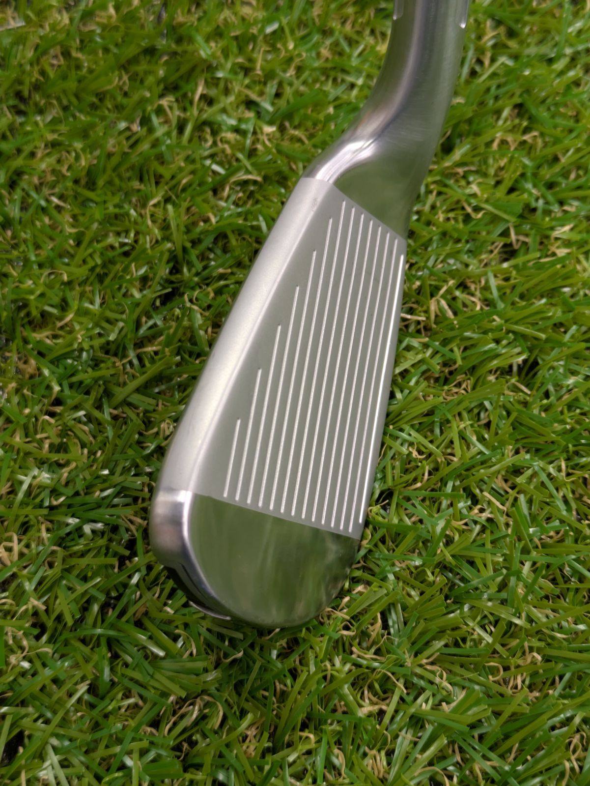 単7I【中古品】テーラーメイド Qi 7番アイアン用 N.S.PRO 820GH ﾌﾚｯｸｽ