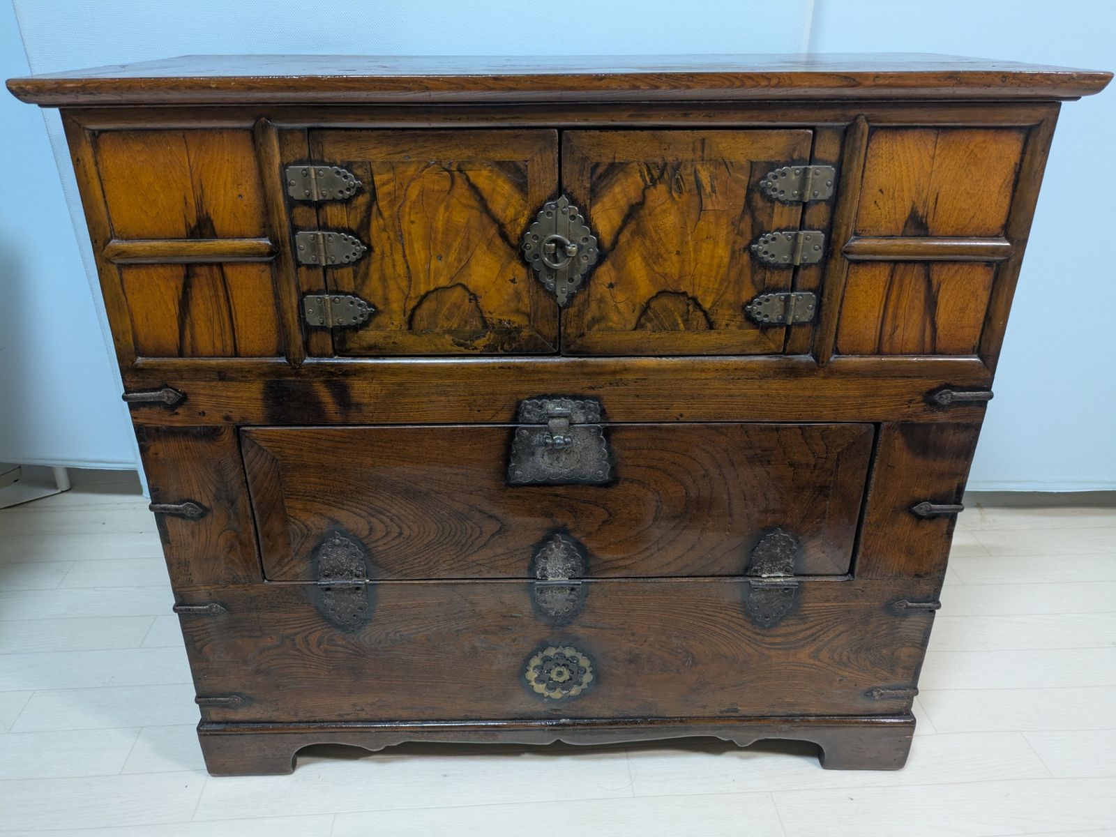 古家具 古タンス 古箪笥 李朝家具 パンダジ 幅79 奥行き36 高さ71