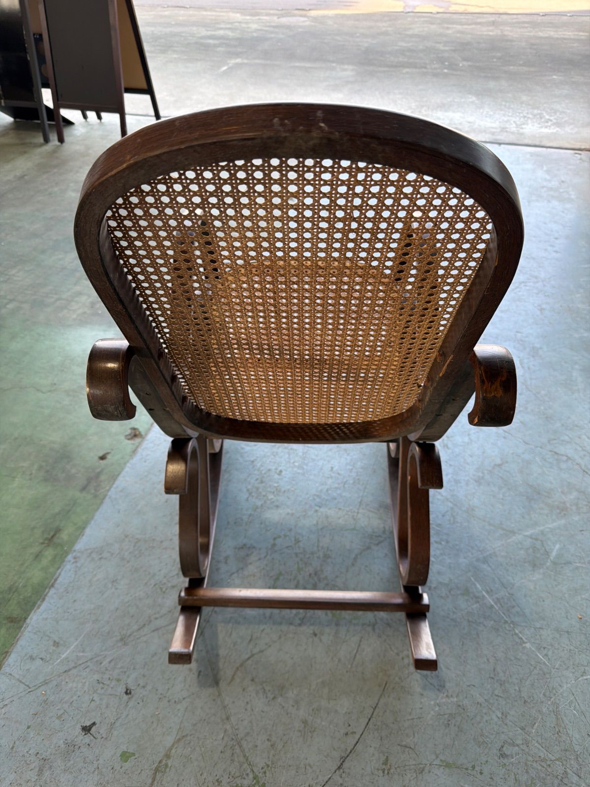 🪑ベントウッドロッキングチェア 曲木 ラタンチェア 昭和レトロ