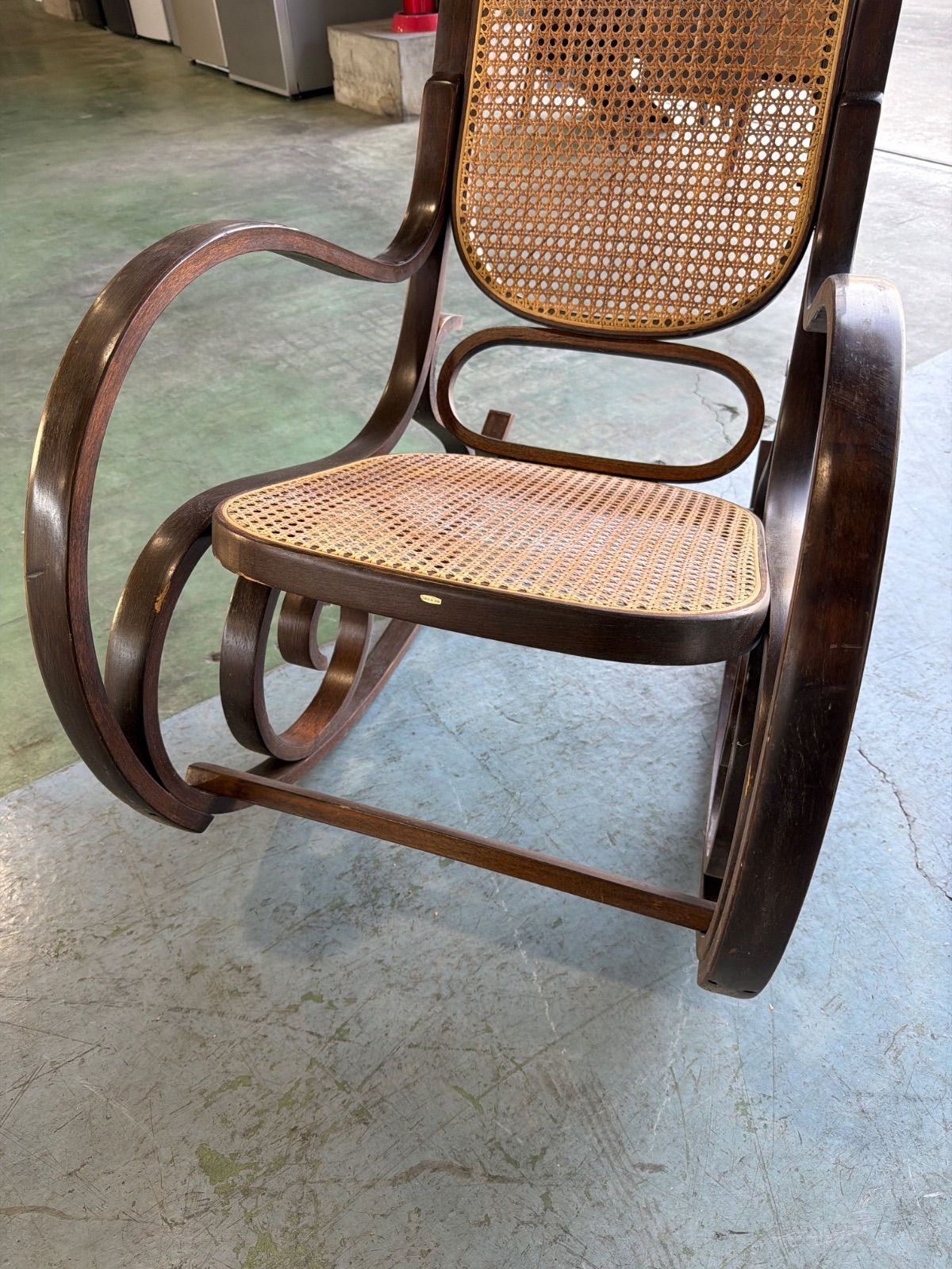 🪑ベントウッドロッキングチェア 曲木 ラタンチェア 昭和レトロ