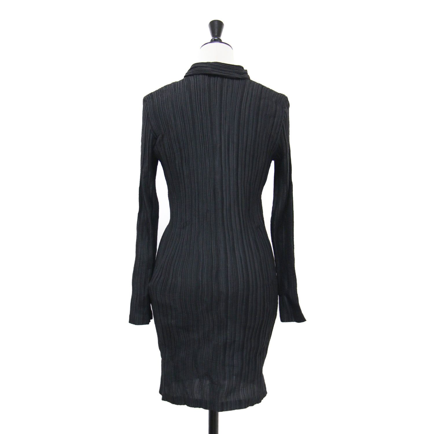 ISSEY MIYAKE イッセイミヤケ シャツ ブラック 黒 サイズ:M | プリーツ