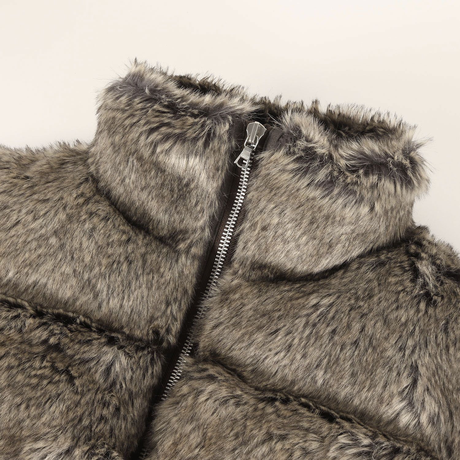 wtaps ファーダウンジャケット 25aw WTAPS（ダブルタップス） 25AW RVNT/JACKET/SYNTHETIC 252CWDT-JKM05