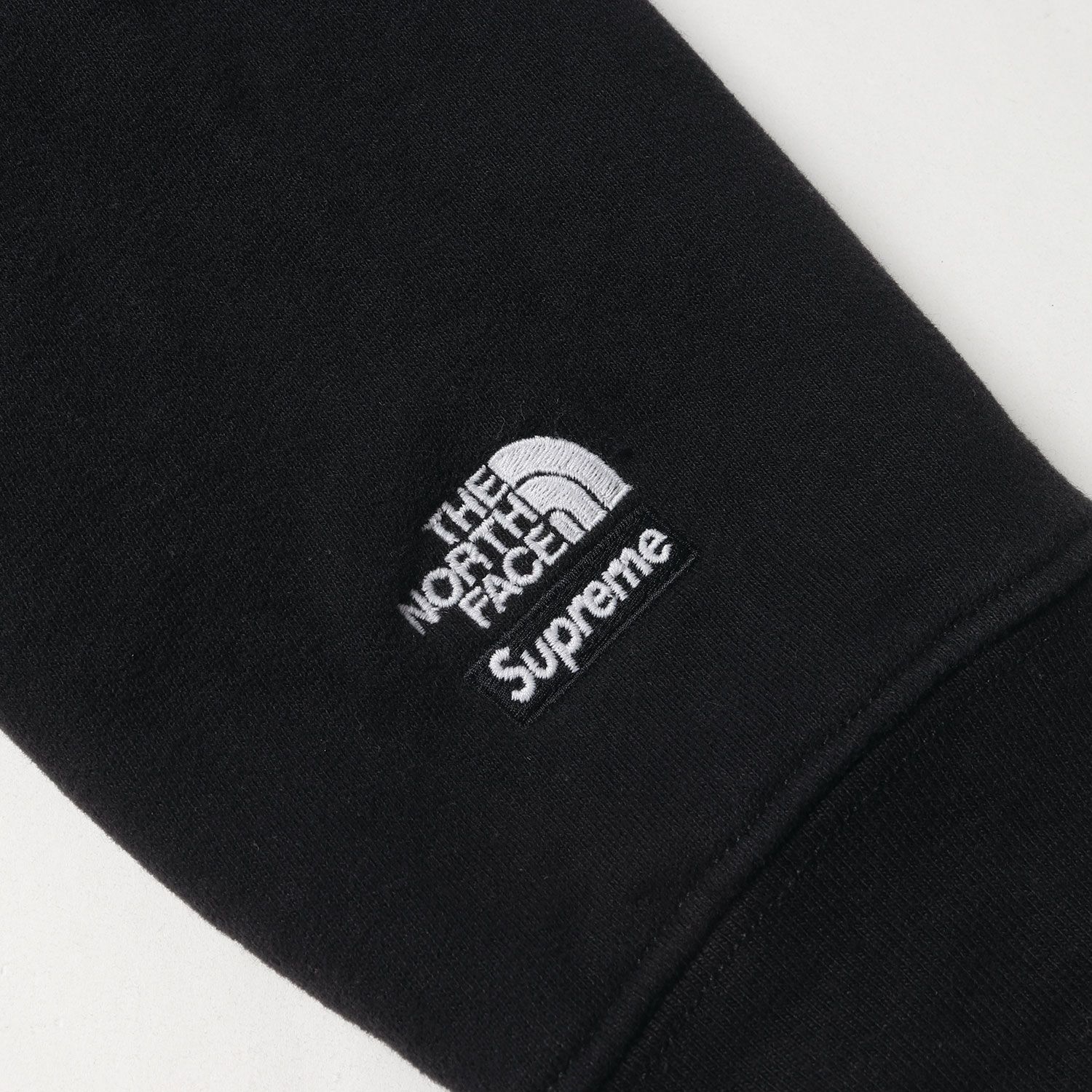 Supreme シュプリーム パーカー ブラック 黒 サイズ:XL | 21AW TE 